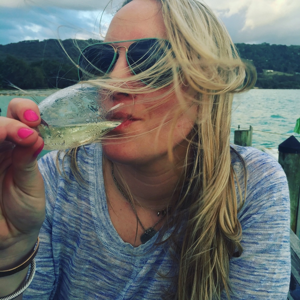 Meet your Posher, Lauren